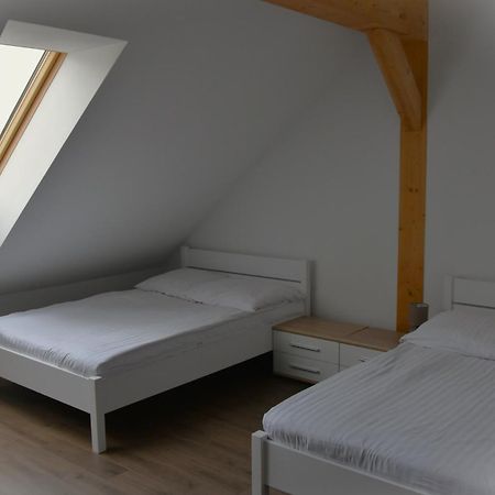 B&B Dom Z Bali Milkow  Ngoại thất bức ảnh