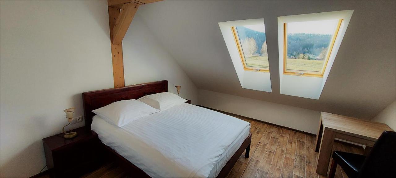 B&B Dom Z Bali Milkow  Ngoại thất bức ảnh