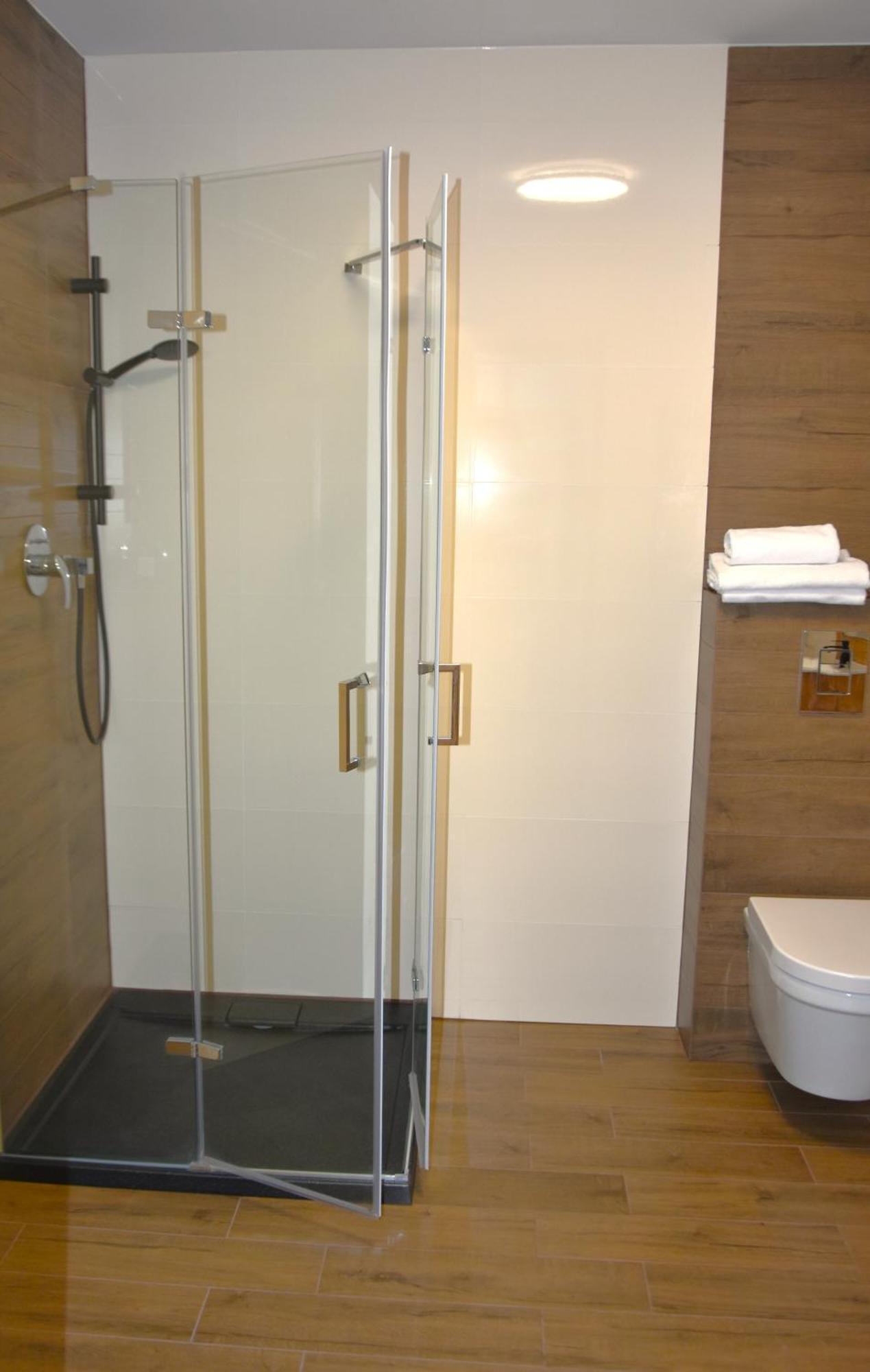 B&B Dom Z Bali Milkow  Ngoại thất bức ảnh